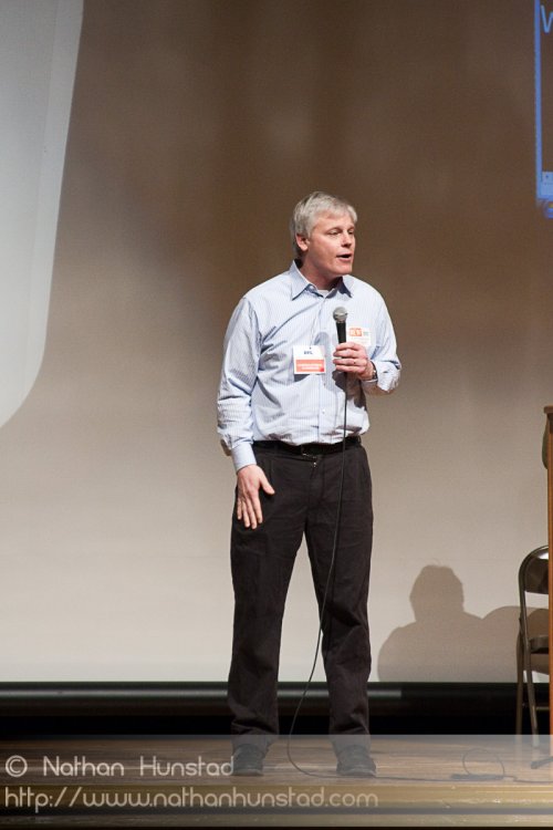 Representative Paul Thissen, also running for governor, addresse